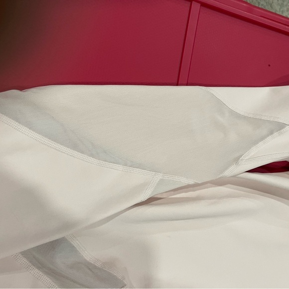 Athleta Med light pink NWOT, so comfortable and soft. - Picture 7 of 11